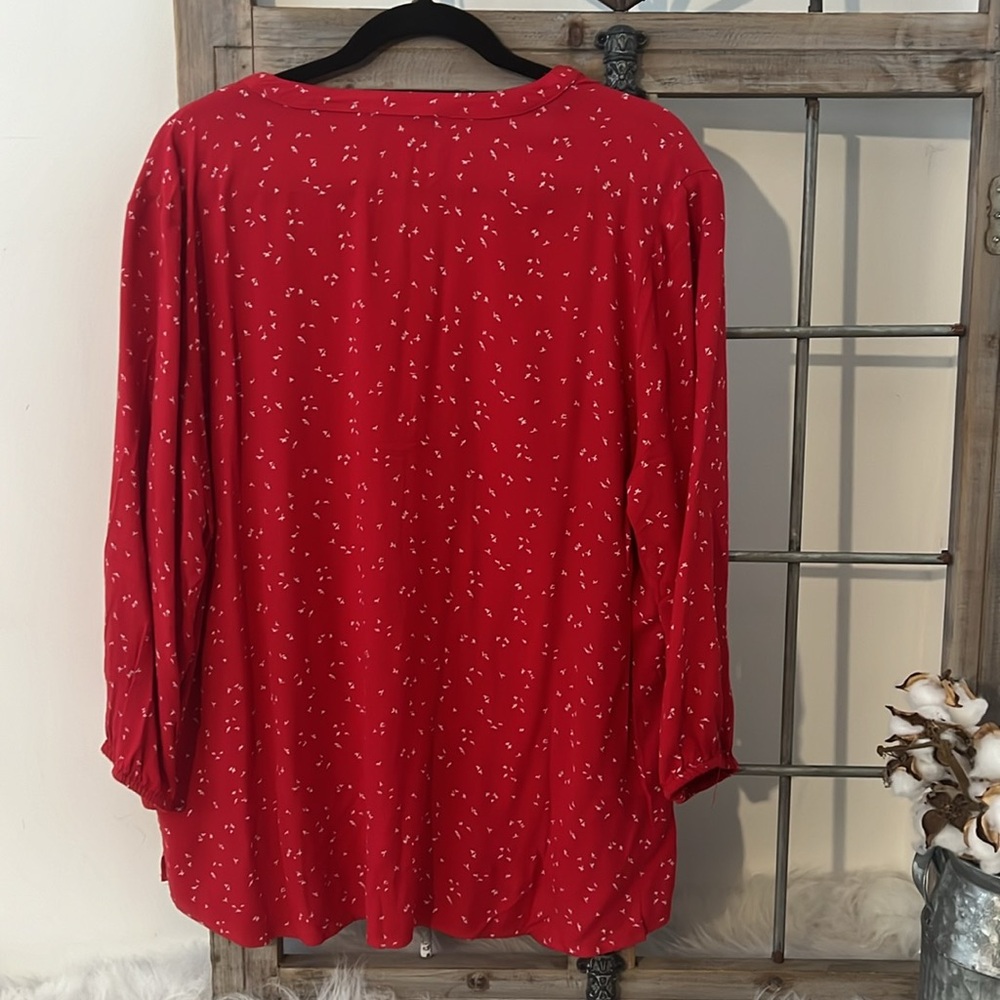 Amazon Essentials Blouse - Picture 8 of 9